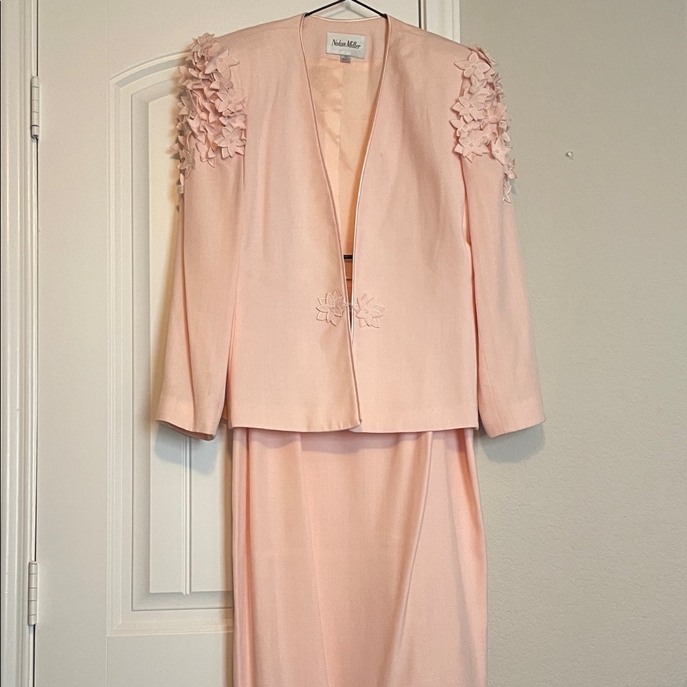 Nolan Miller Stunning Pink Vintage Floral AppliquƩ Skirt Suit size 14.